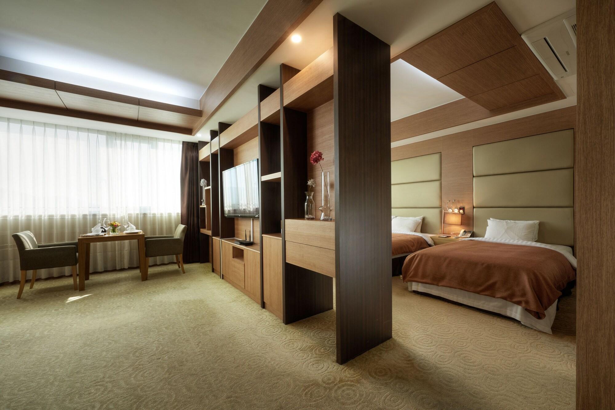 Gyeongju Gg Tourist Hotel Exterior foto