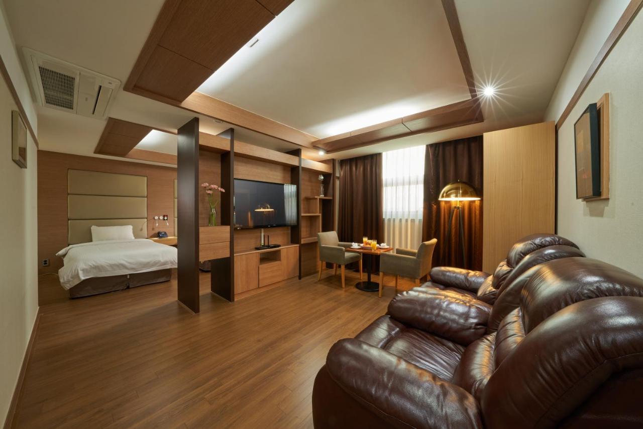 Gyeongju Gg Tourist Hotel Exterior foto
